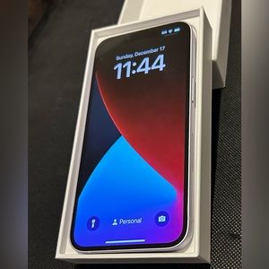 iPhone 14 Purple 128gb Out of box unused